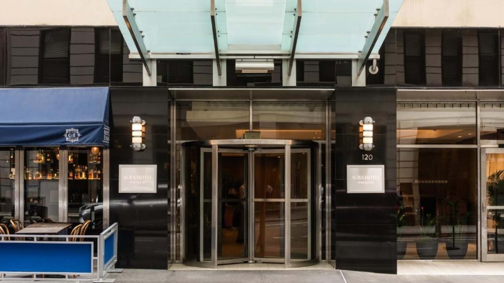 Aura Hotel Times Square 