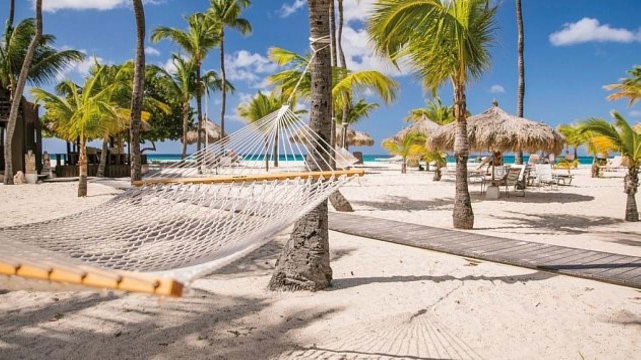 Manchebo Beach Resort & Spa 4+* Aruba