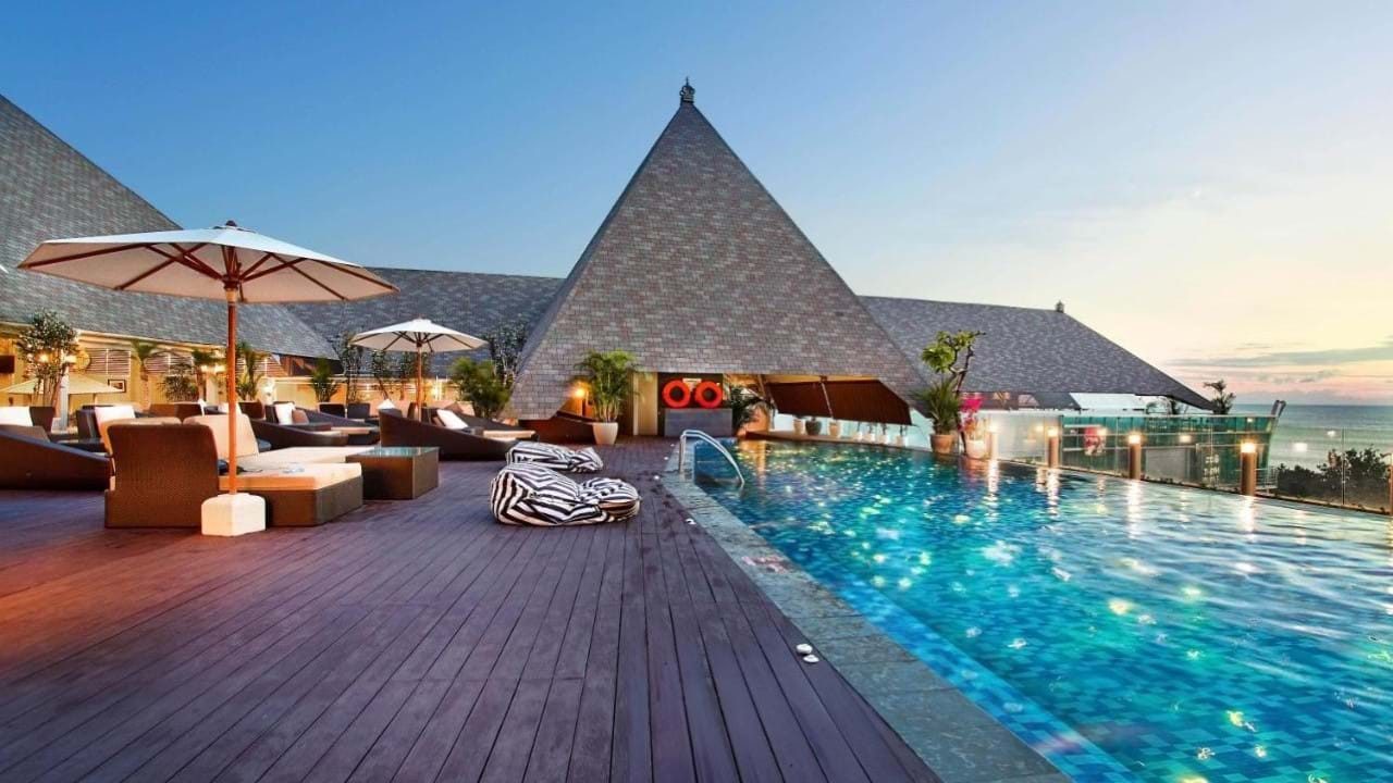 The Kuta Beach Heritage Hotel by Accor 5* Bali