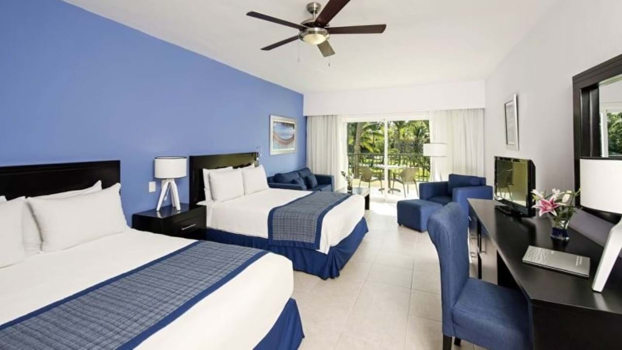 Ocean Blue & Sand Beach Resort 4+* Dominikanska Republika