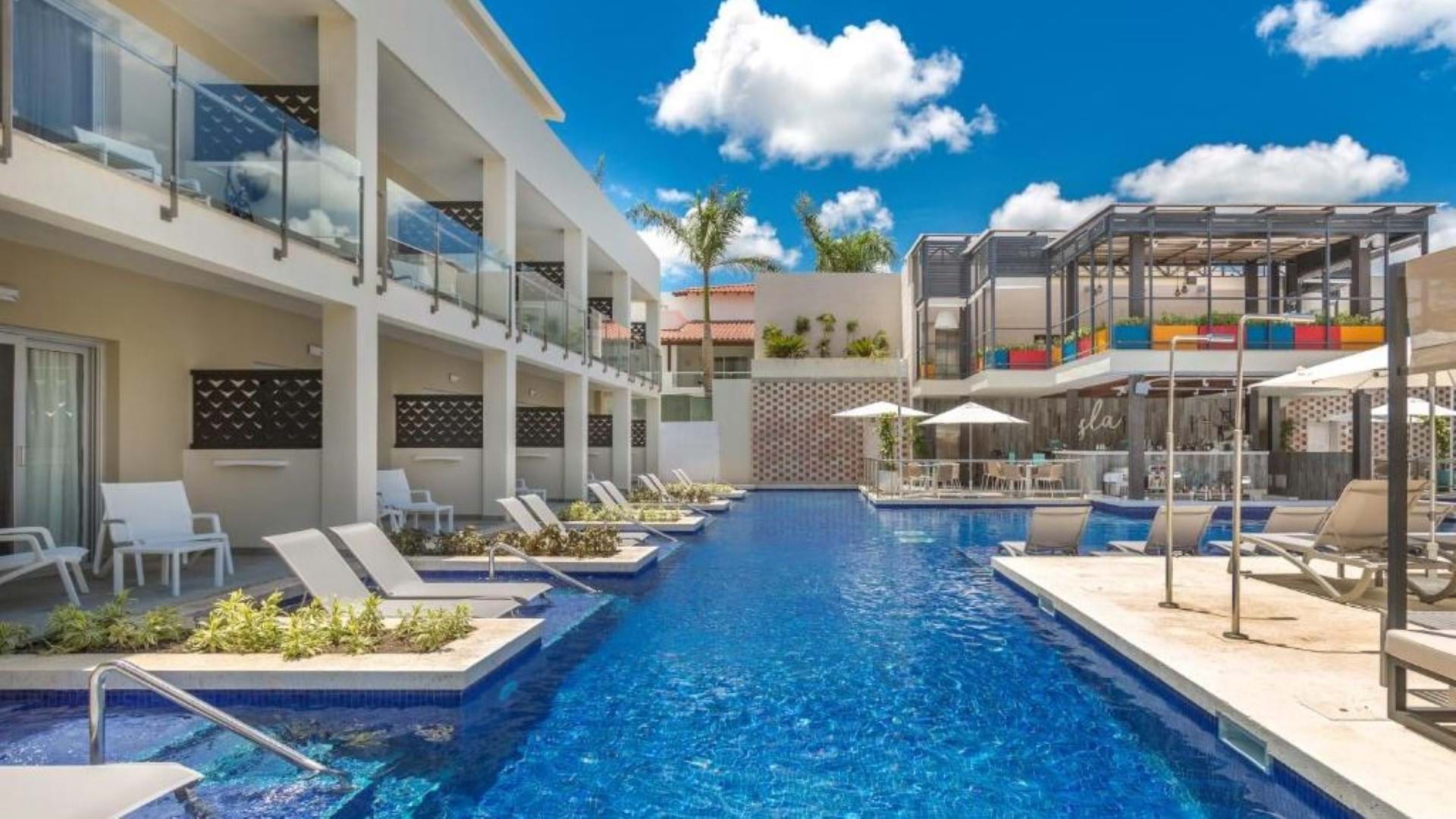 Serenade Punta Cana Beach Resort 
