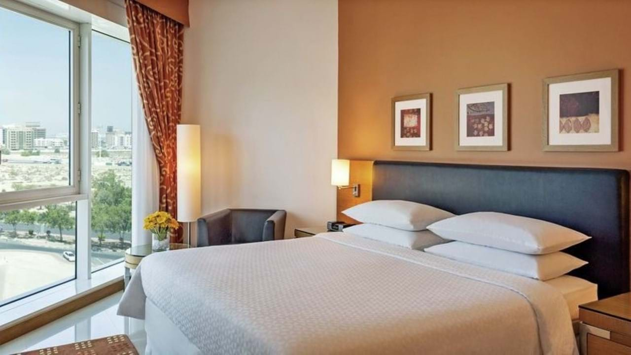 Four Points by Sheraton Downtown 4* Dubai