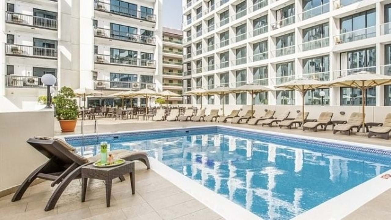 Golden Sands Hotel Apartments 3* Dubai