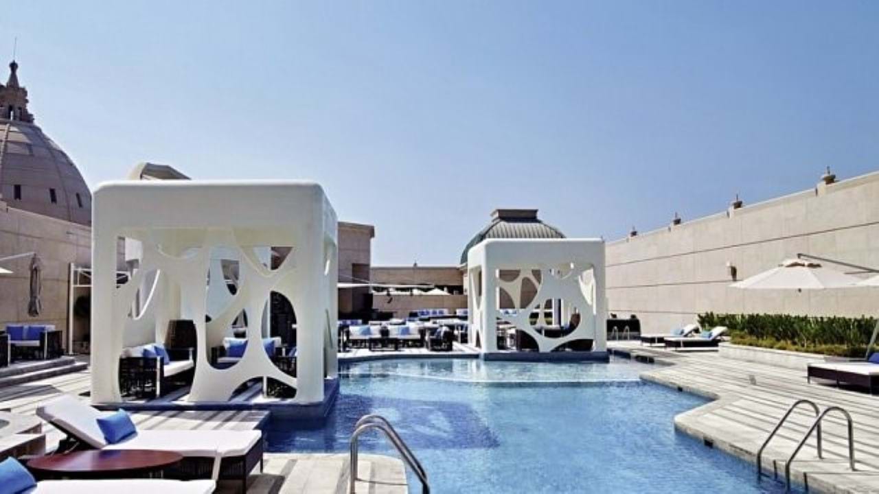V Curio Collection by Hilton 5* Dubai