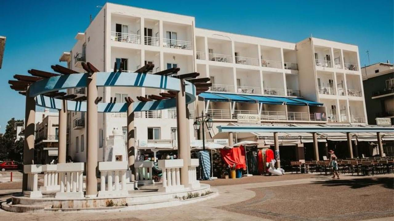 Achillion Hotel 4* Lutraki