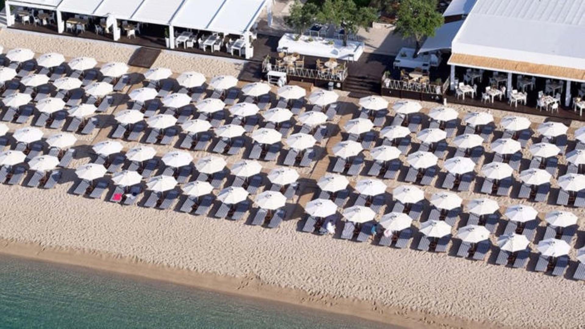 Lichnos Beach Hotel And Suites