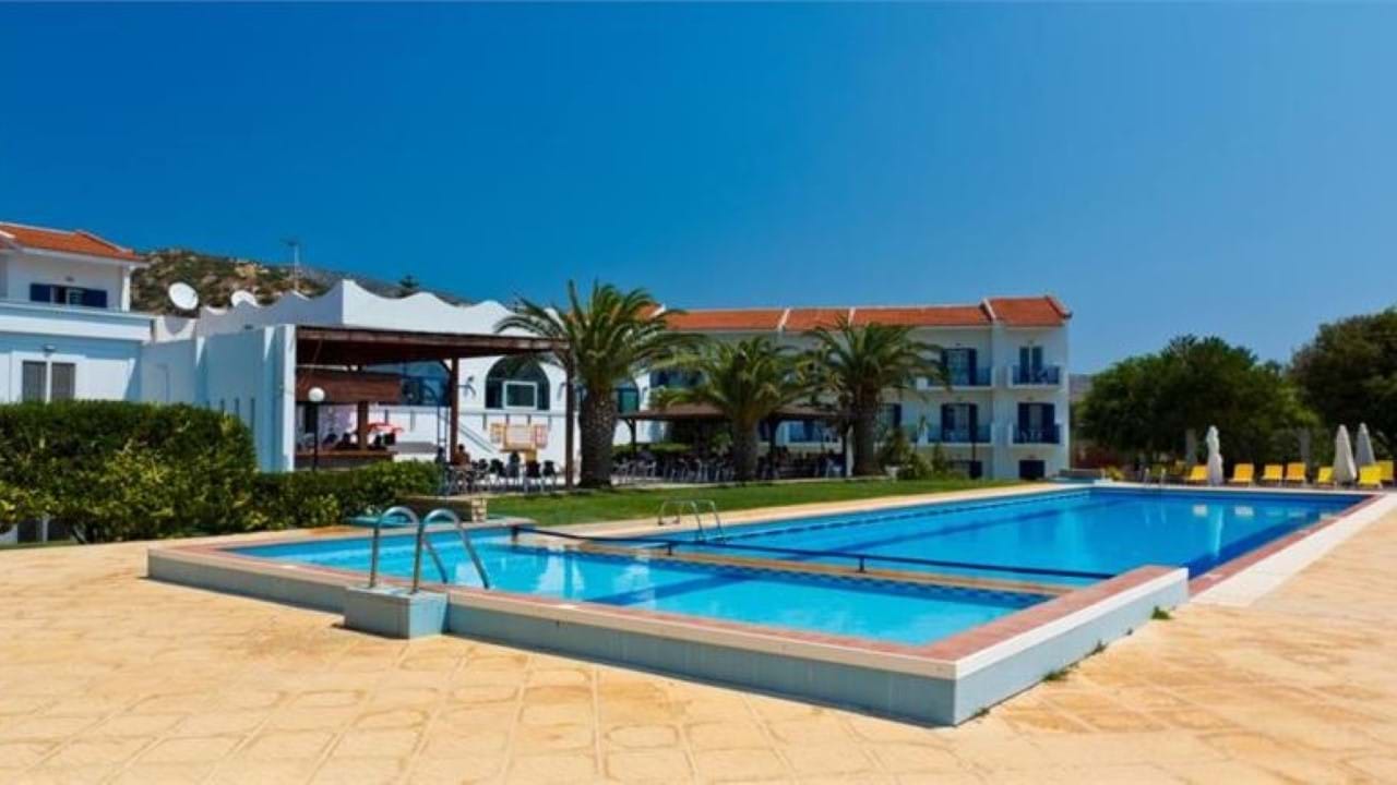 Saint Nicholas Hotel 3* Samos