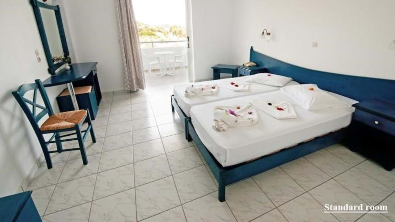 Zefiros Beach Hotel 3* Samos