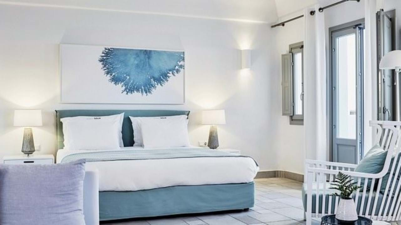 Aqua Blue 4* Santorini