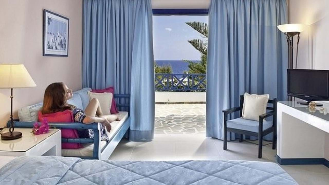 Veggera 4* Santorini