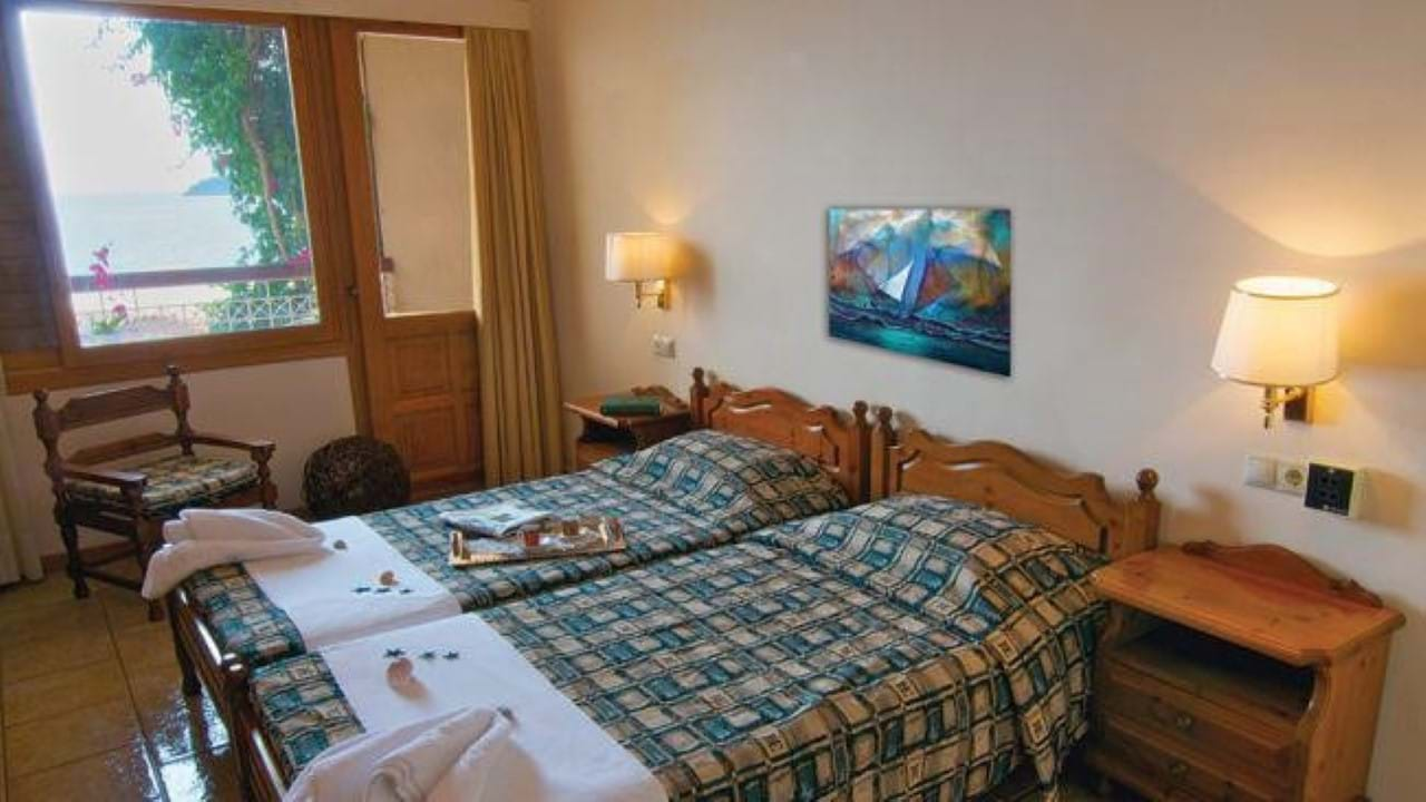 Esperides Hotel 4* Skijatos