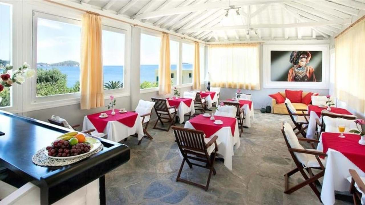 Tomato Beach Hotel 3* Skijatos