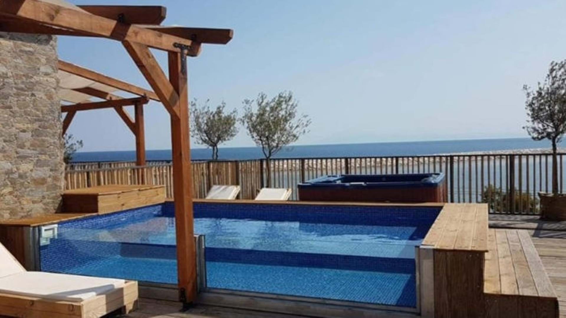 Menel The Tree House