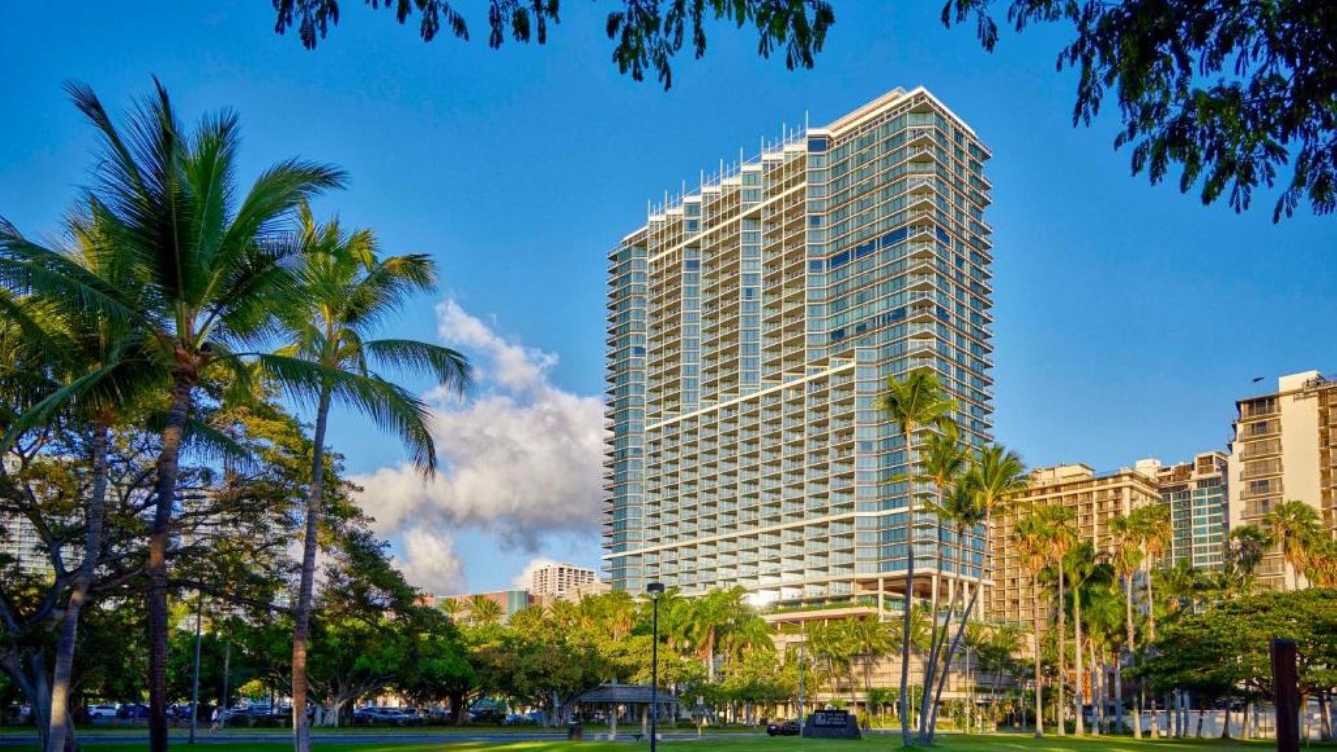 Ka Laʻi Waikiki Beach, LXR Hotels & Resorts