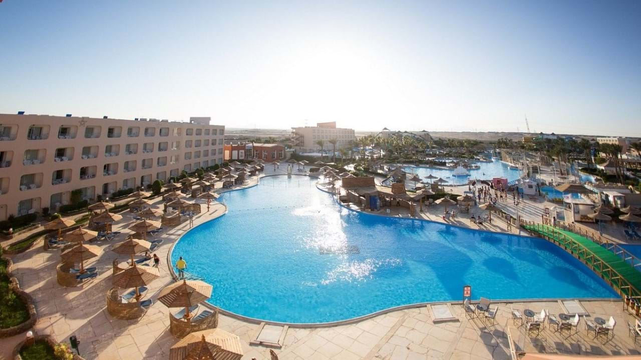 Titanic Resort & Aqua Park 4* Hurgada