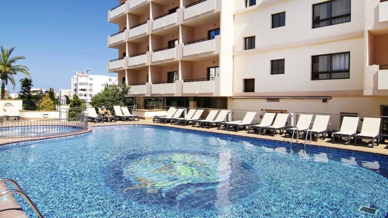 Invisa Hotel La Cala 4* Ibica