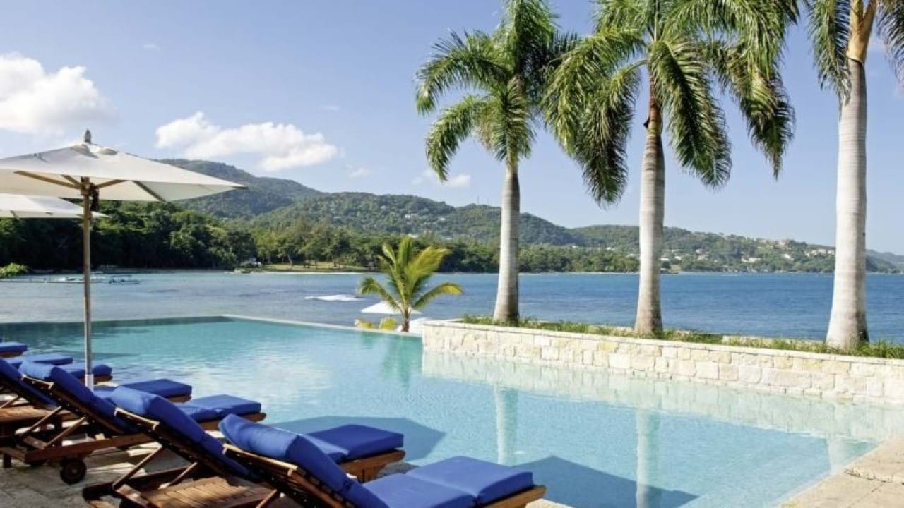 Round Hill Hotels & Villas 5+* Jamajka