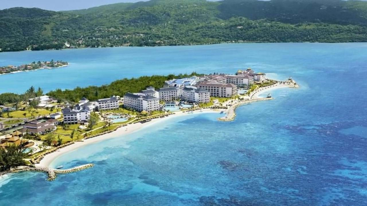 Secrets St. James Montego Bay 5* Jamajka