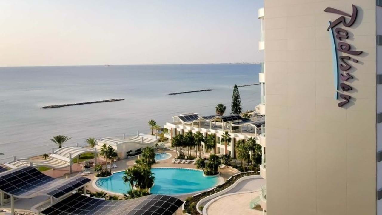 Radisson Beach Resort Larnaca 4+* Kipar