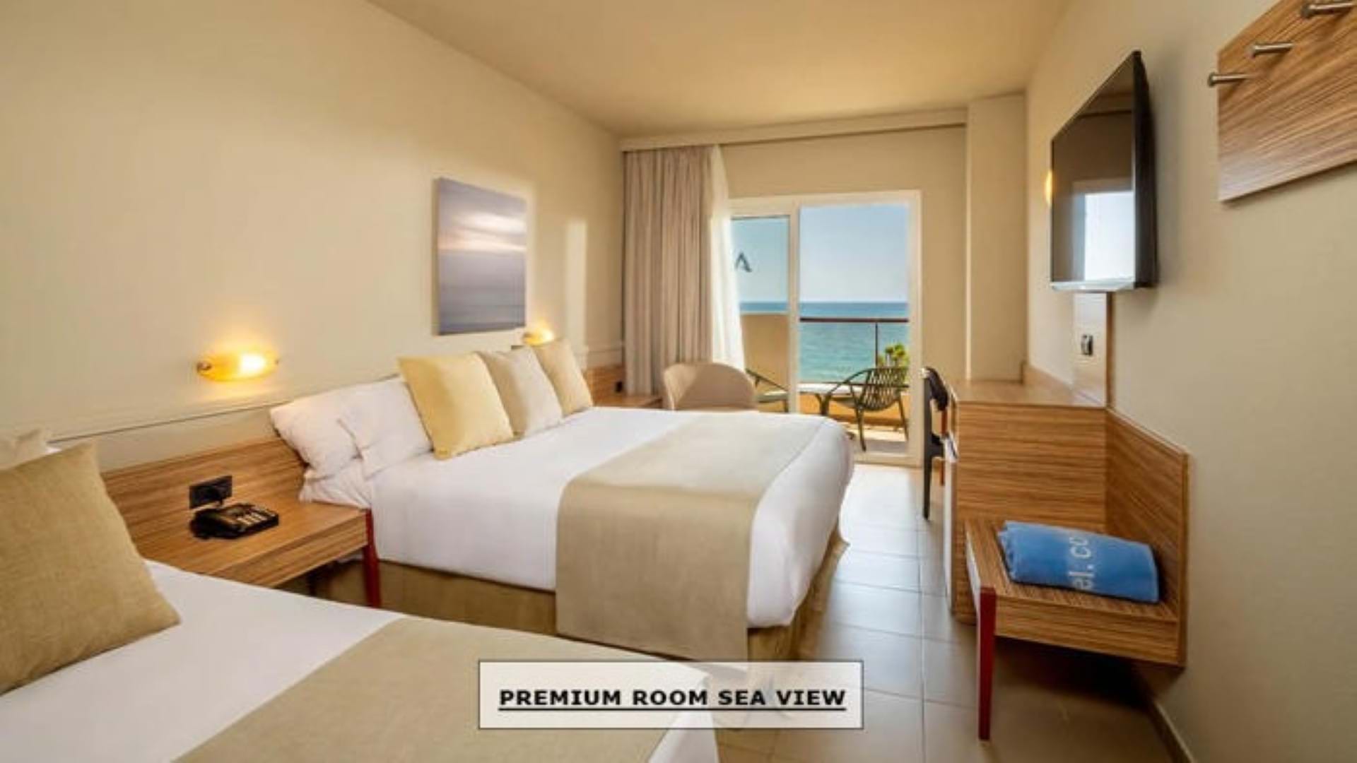 AQUA HOTEL PROMENADE AND SPA