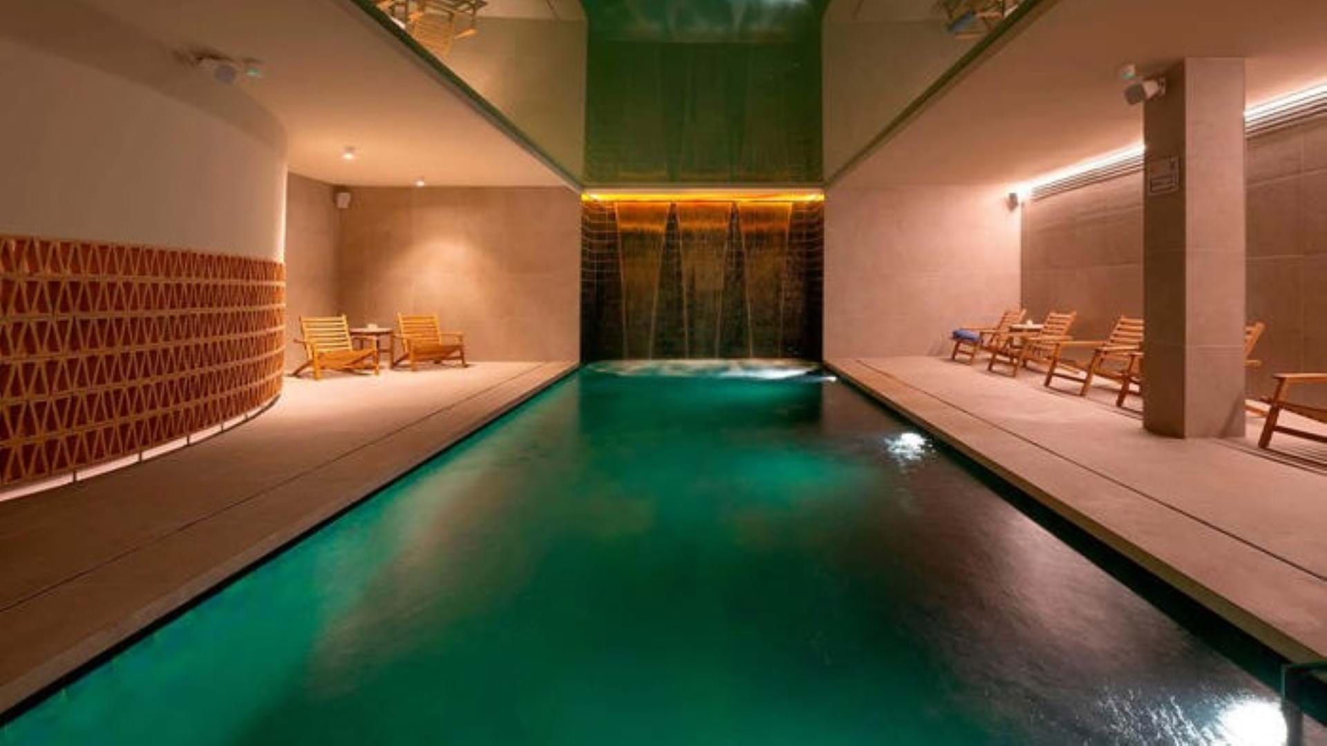 AQUA HOTEL PROMENADE AND SPA