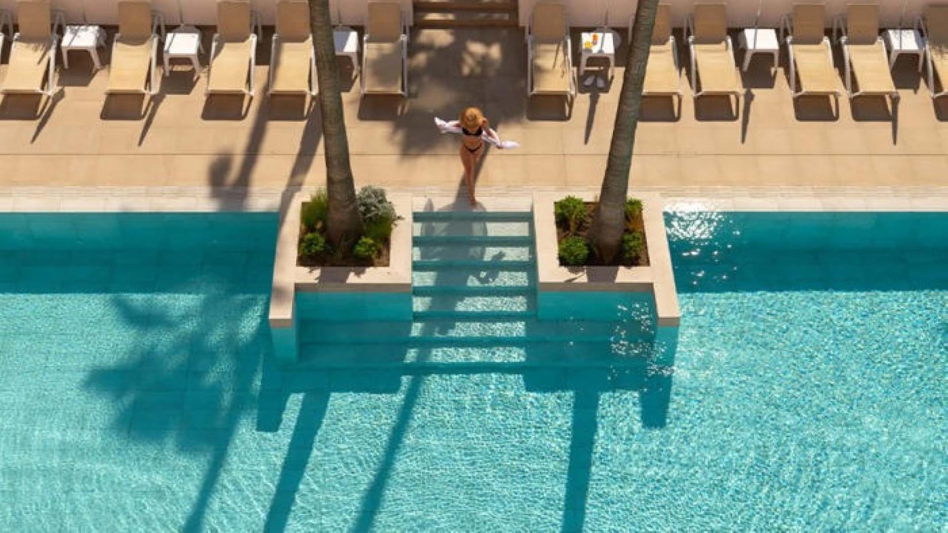 AQUA HOTEL THE BREEZE AND SPA