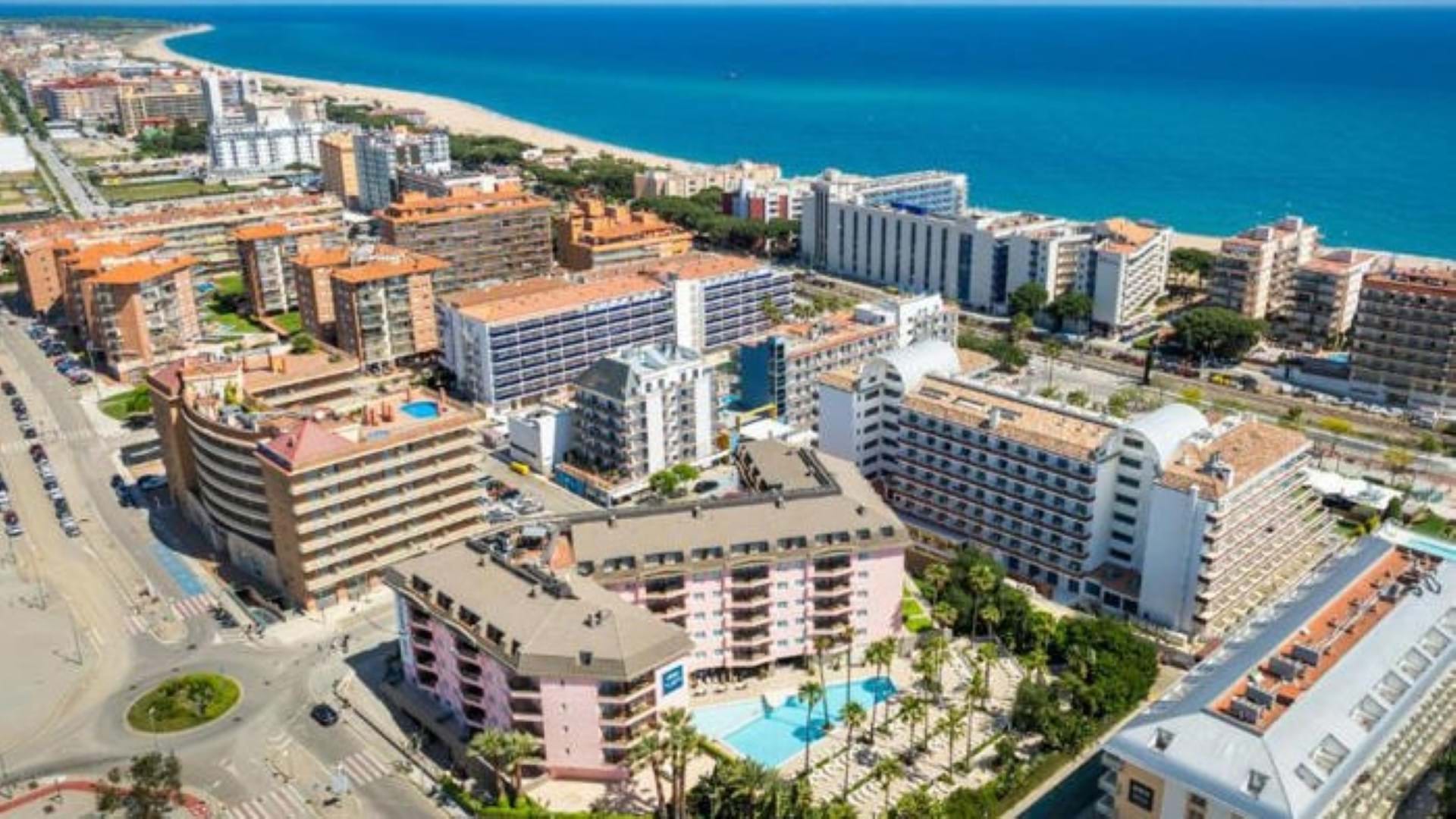 AQUA HOTEL THE BREEZE AND SPA