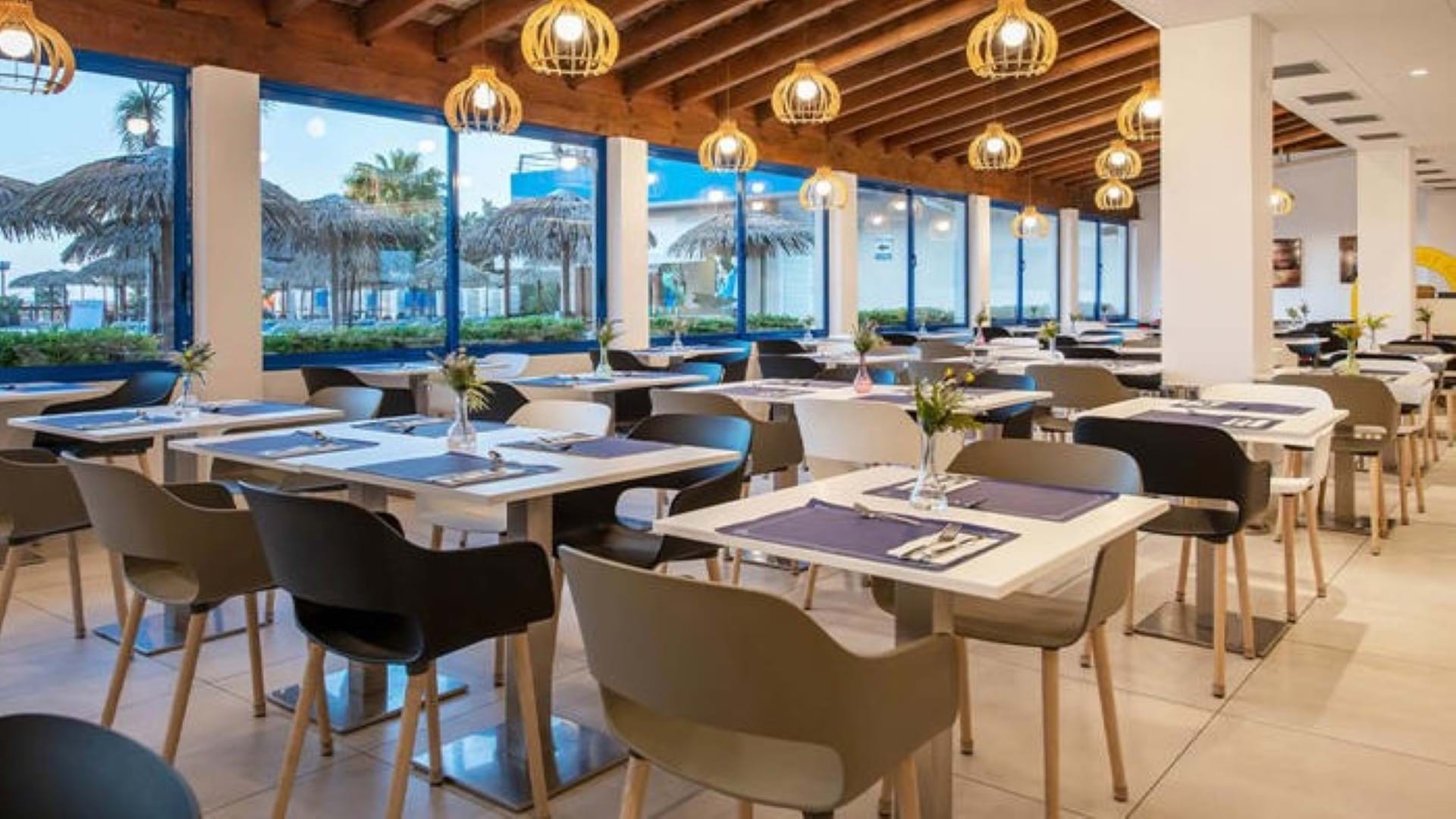 TAHITI PLAYA HOTEL AND SUITES