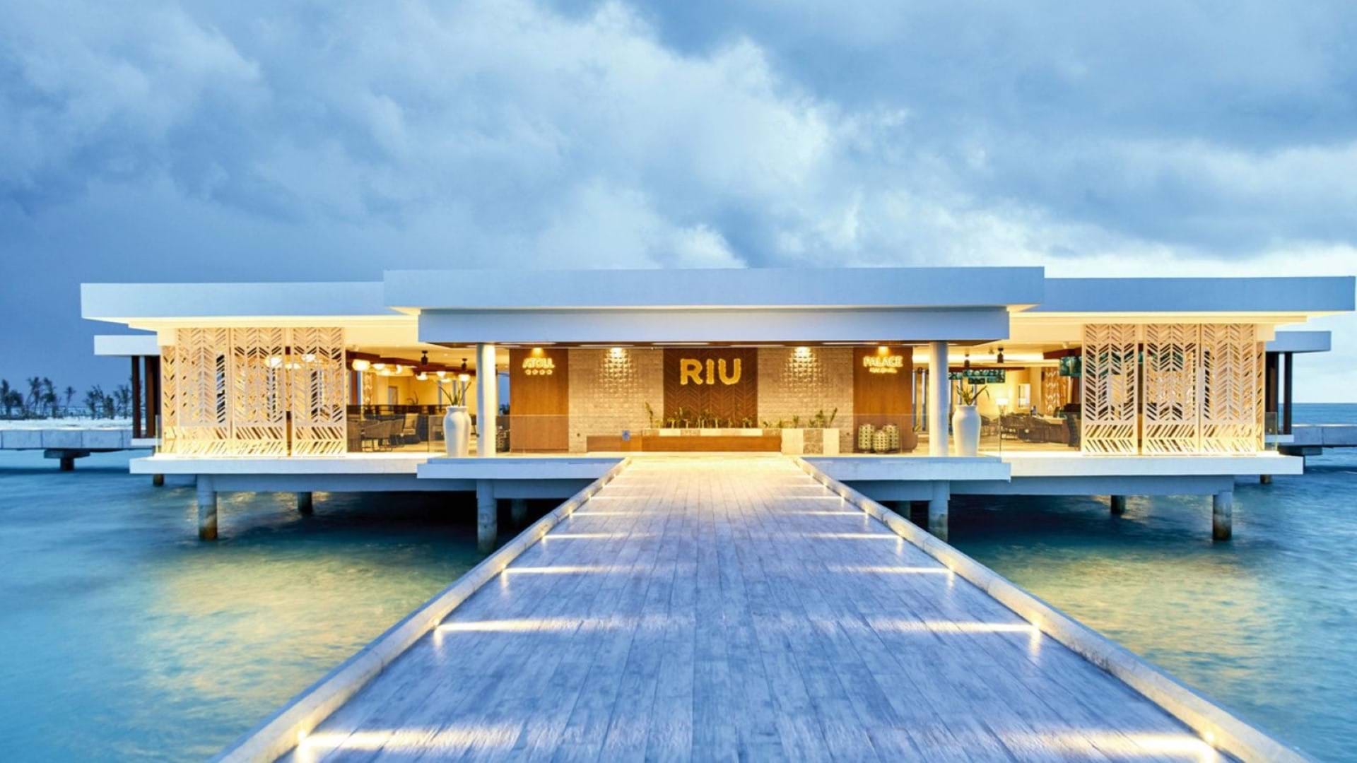 Hotel Riu Atoll