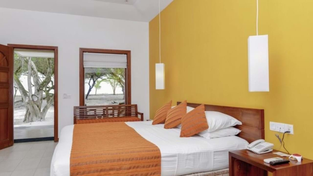 ADAARAN Select Hudhuranfushi 4* Maldivi