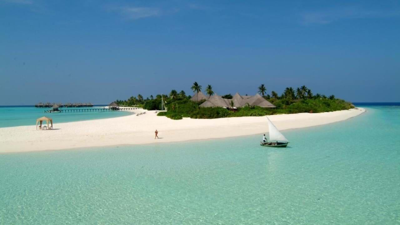 Coco Palm Dhuni Kolhu 4* Maldivi