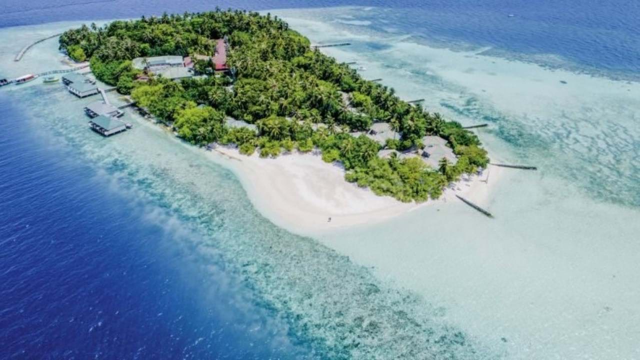 Embudu Village 3+* Maldivi