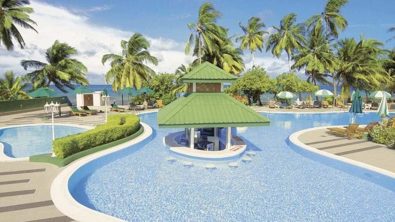 Equator Village Gan 3+* Maldivi