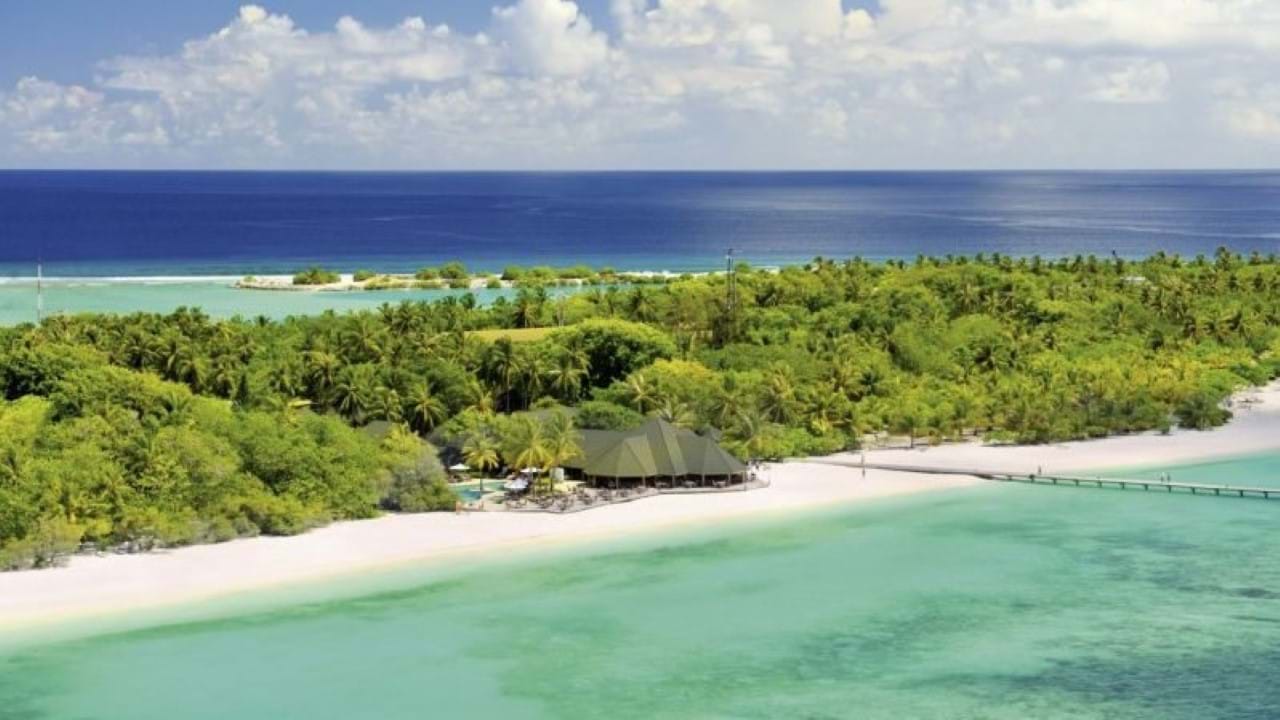 Villa Nautica Paradise Island Resort 4* Maldivi