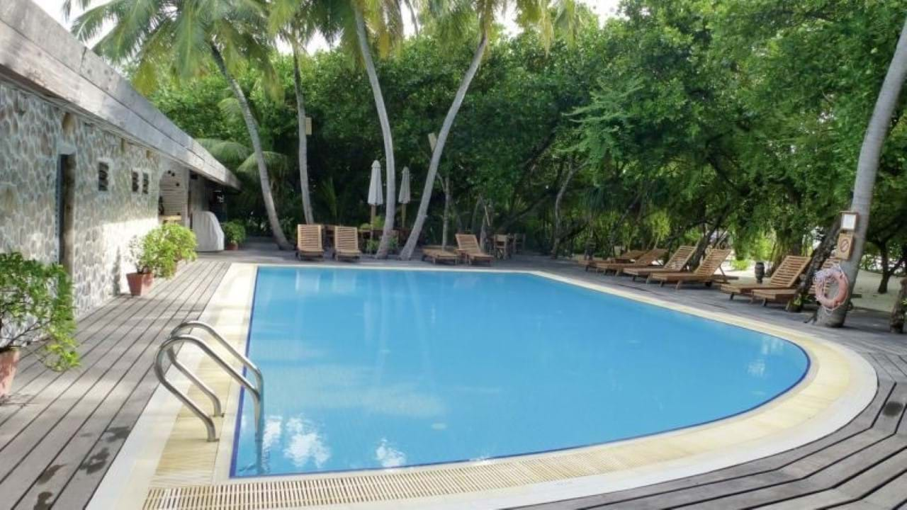 Reethi Beach Resort 4* Maldivi