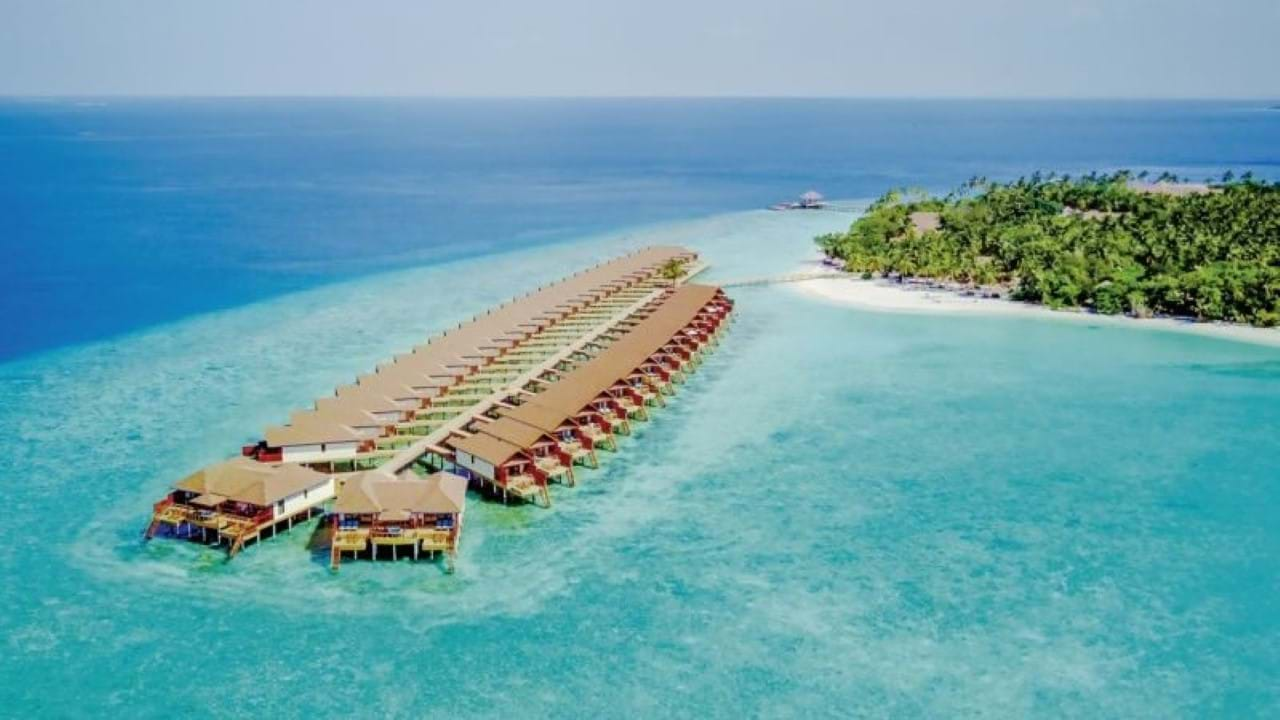 Reethi Faru Resort 4+* Maldivi