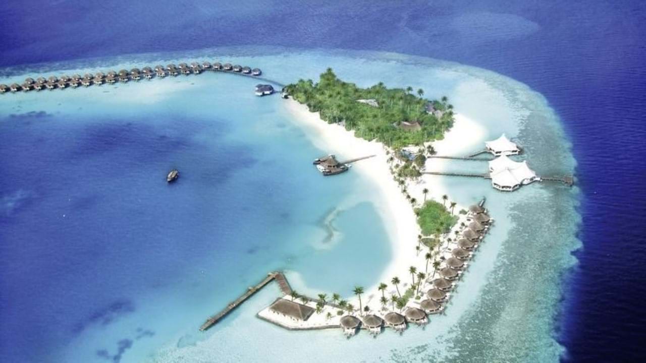 Safari Island 4* Maldivi