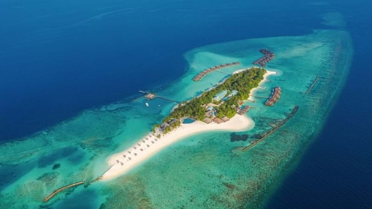 Veligandu Island Resort & Spa 4+* Maldivi