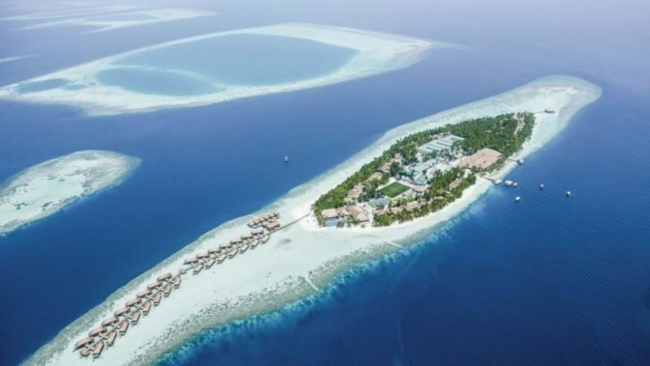 Vilamendhoo Island Resort & Spa 4+* Maldivi