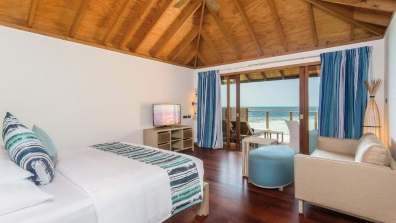 Vilamendhoo Island Resort & Spa 4+* Maldivi