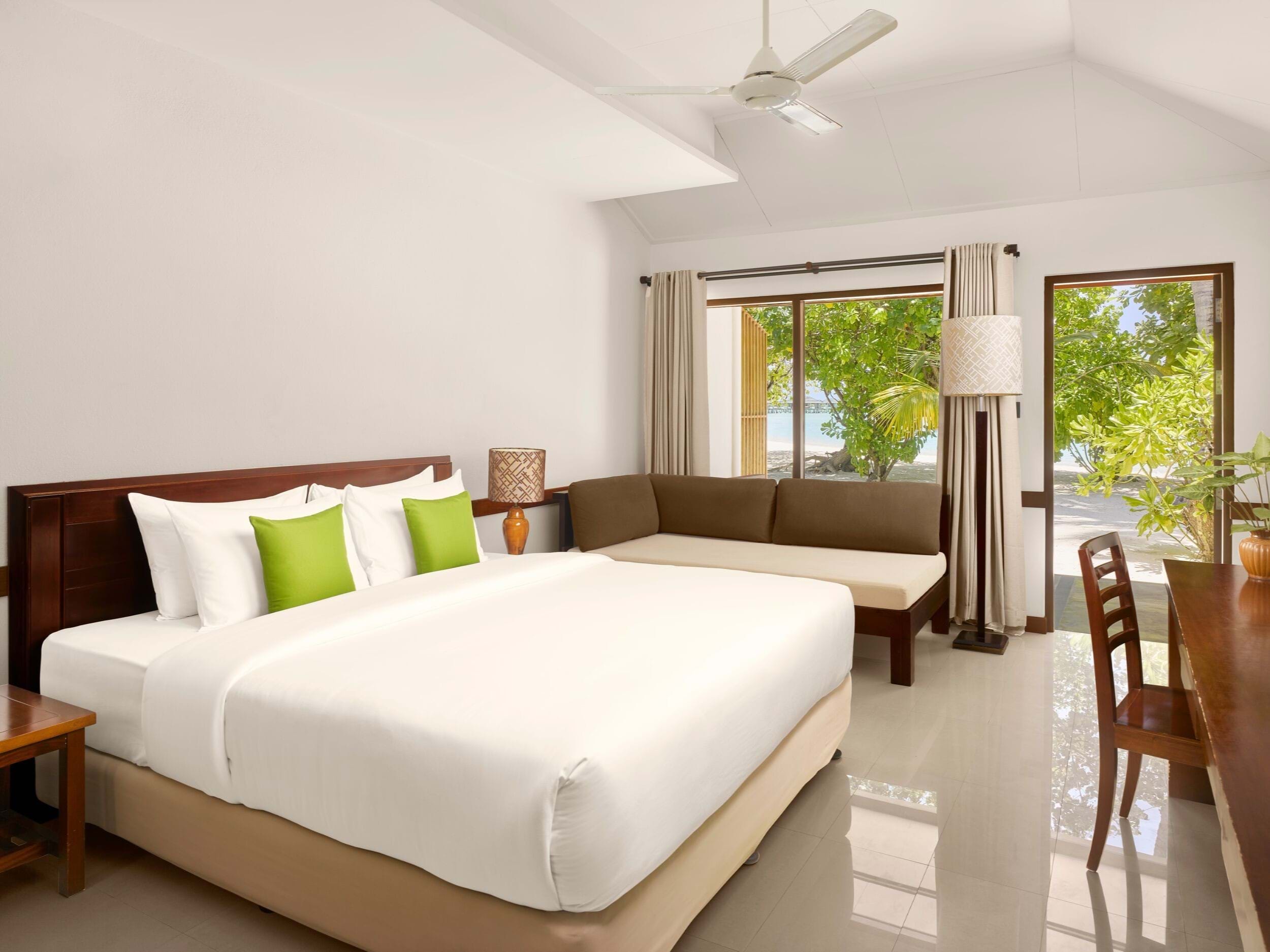 Sunset Beach Villa, Villa Park Sun Island Resort Maldivi