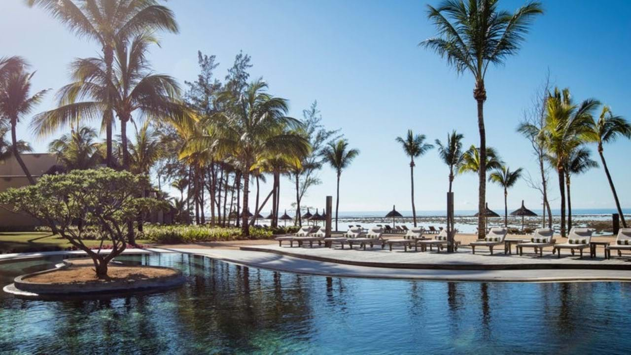 Outrigger Mauritius Beach Resort 4+* Mauricijus