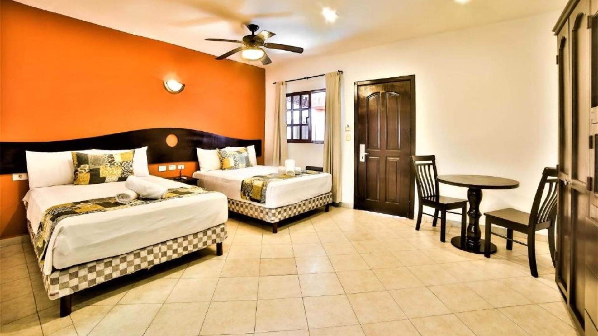 Hotel Colonial, Playa Del Carmen