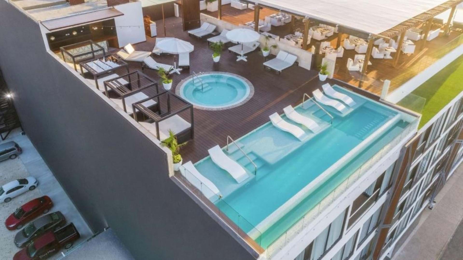 The Fives Downtown Hotel & Residence