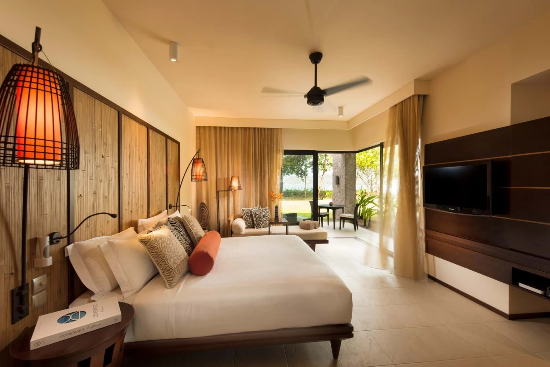 Constance Ephelia Junior Suite