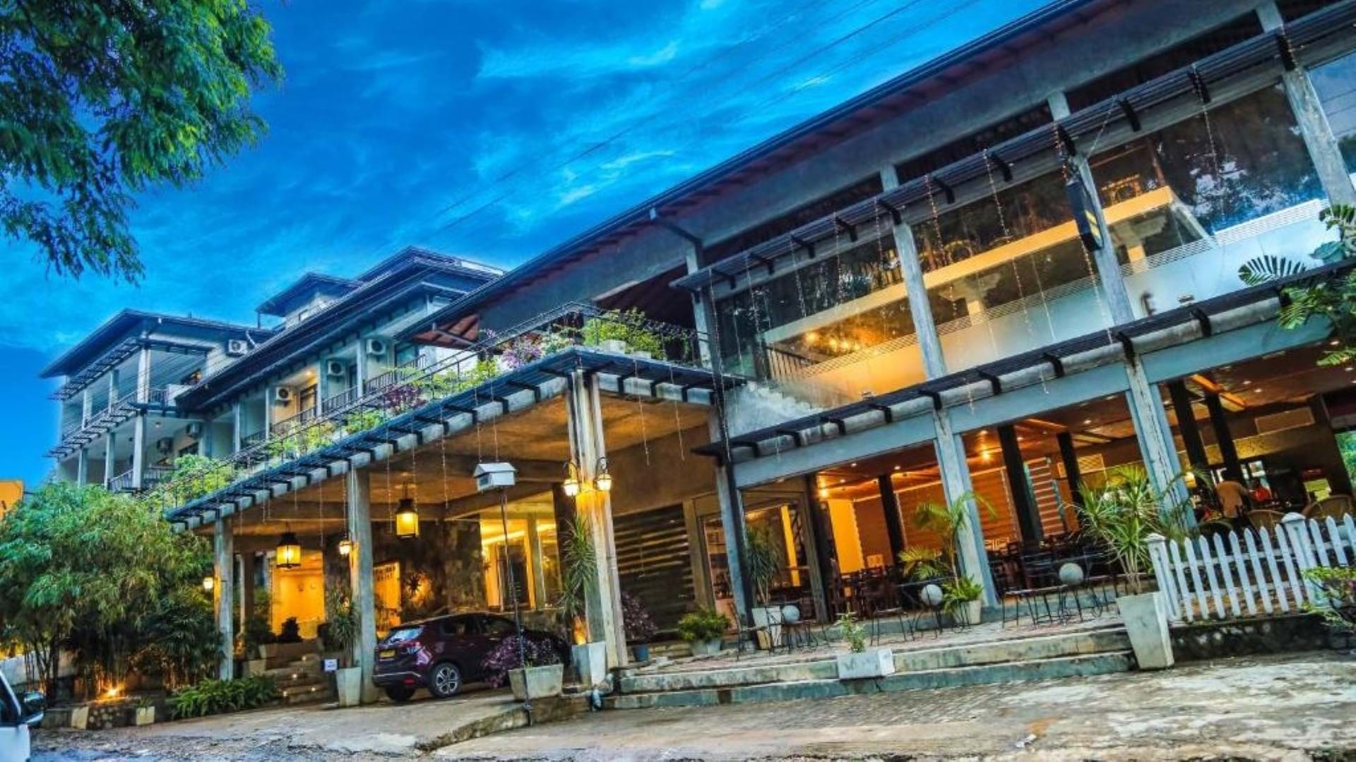 Oak Ray Ella Gap Hotel 