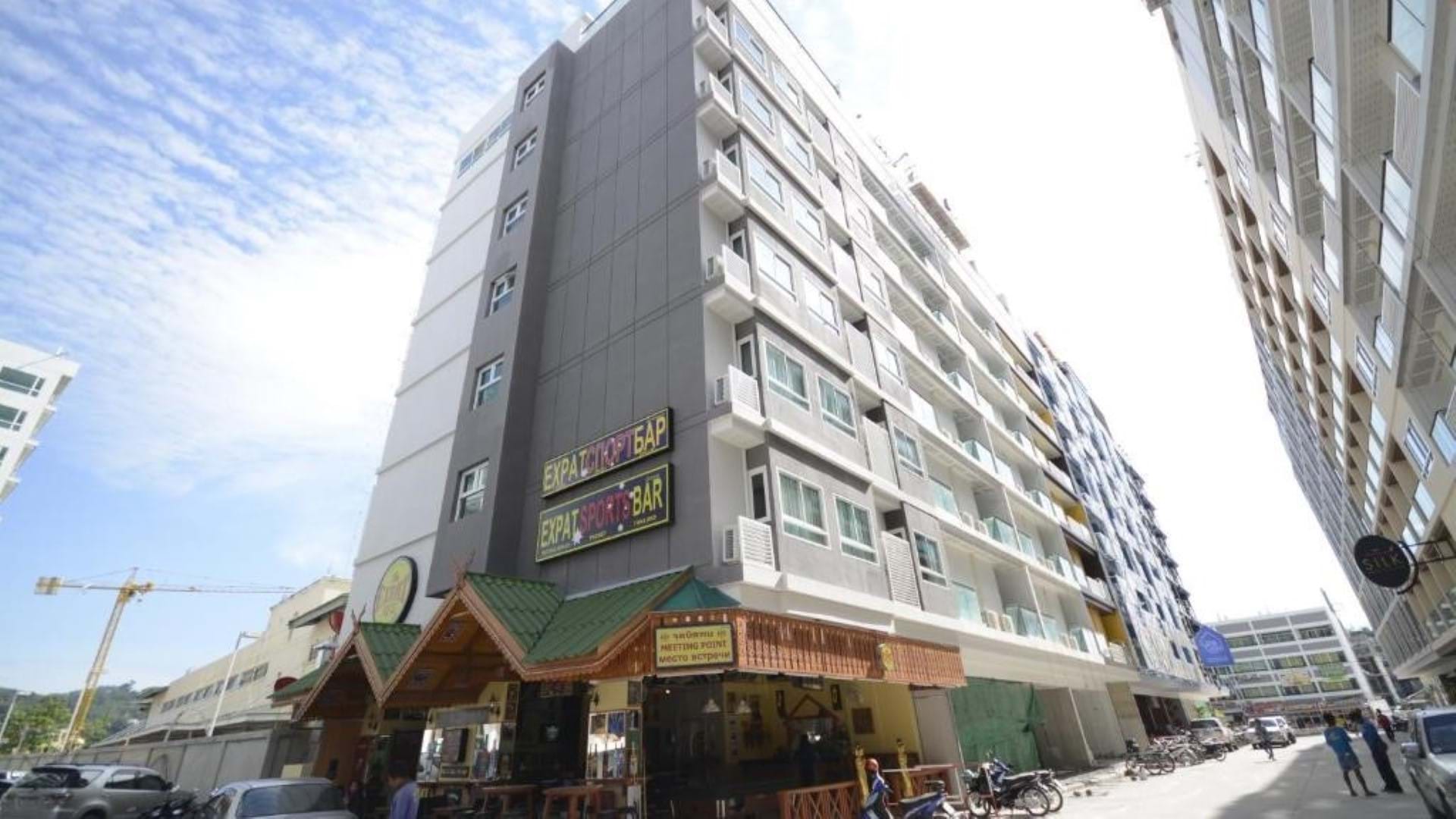 The Patong Center Hotel 