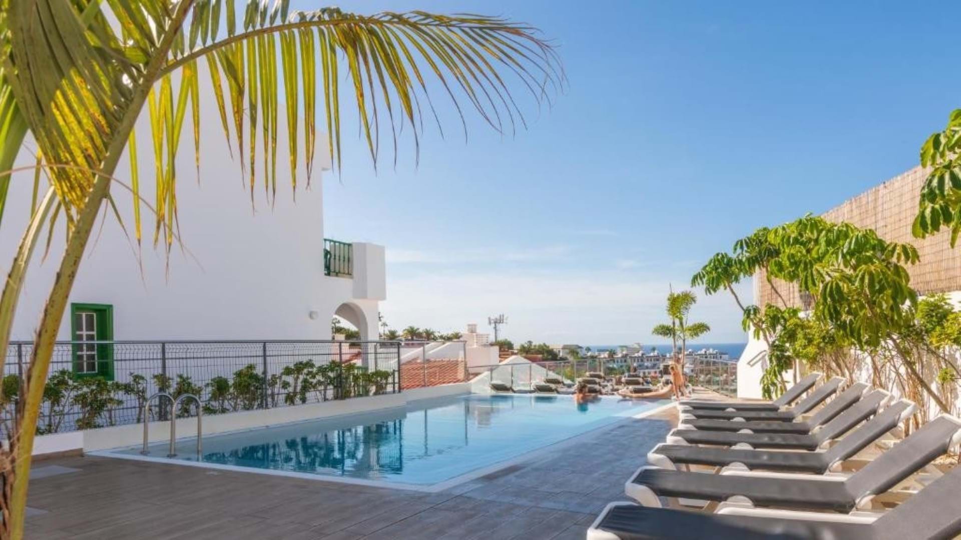 Aparthotel Neptuno Costadeje 