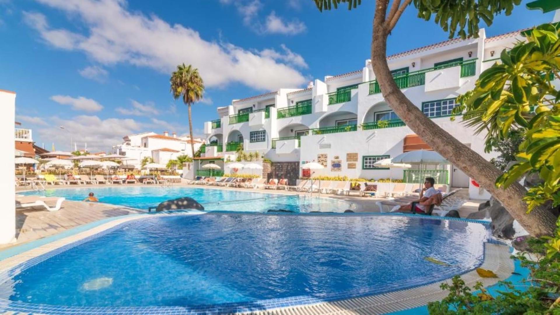 Aparthotel Neptuno Costadeje 