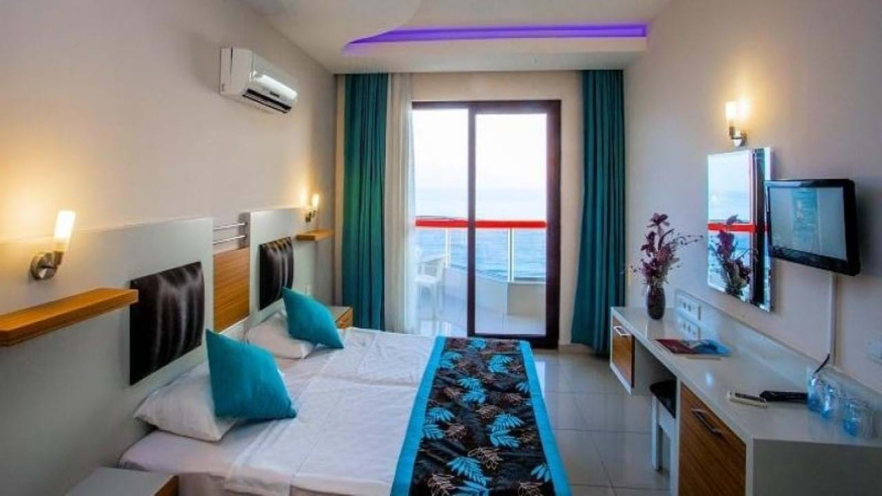 Kleopatra Ada Beach Hotel 4* Alanja